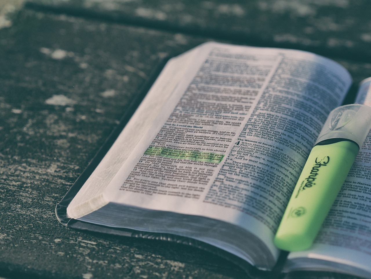 bible, book, highlighter-1867195.jpg